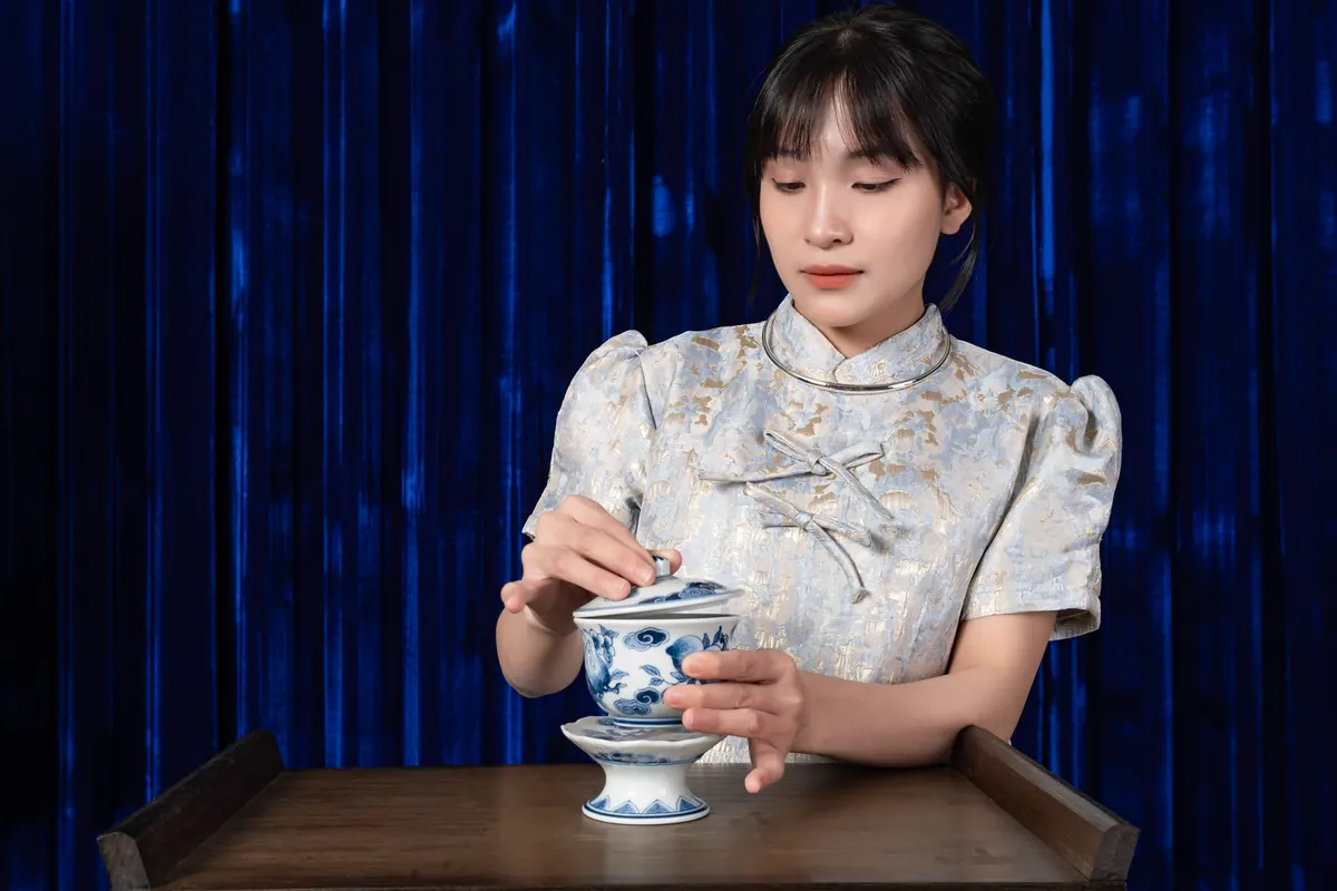 The Beginner's Guide to Gongfu Tea Set: Essential Pieces and First Brew